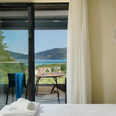 Brothers Seaview 4*