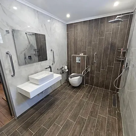 Brothers Seaview 4* Chrysi Ammoudia