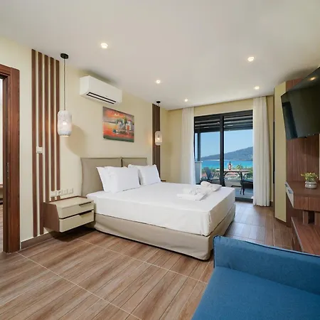 Brothers Seaview Chrysi Ammoudia