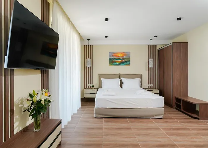 Ξενοδοχείο με διαμερίσματα Brothers Seaview 4*